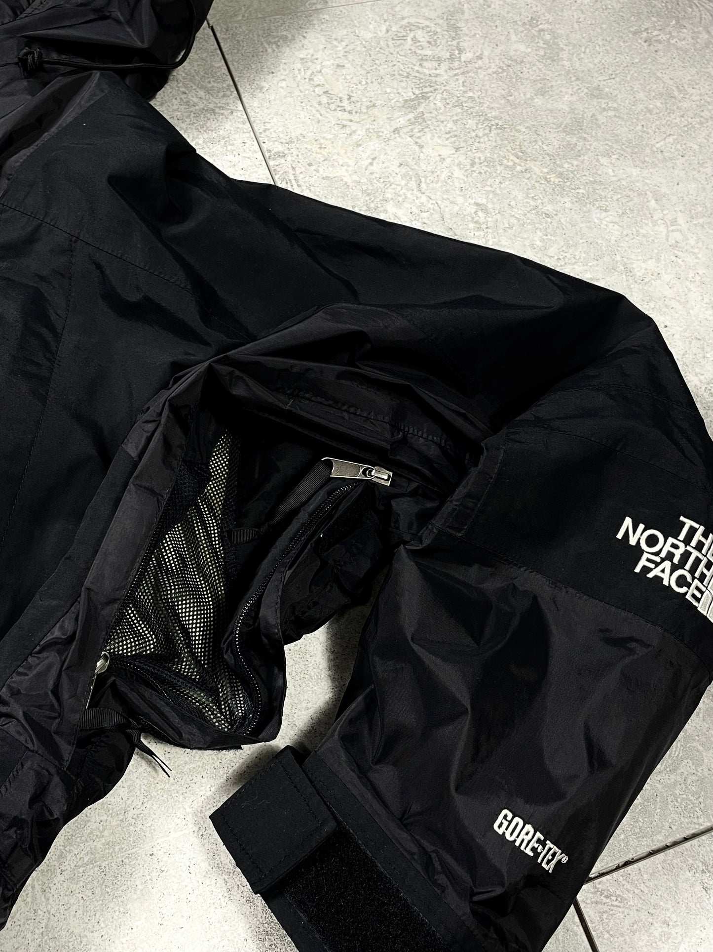The North Face Gore-Tex Jakna (XL)
