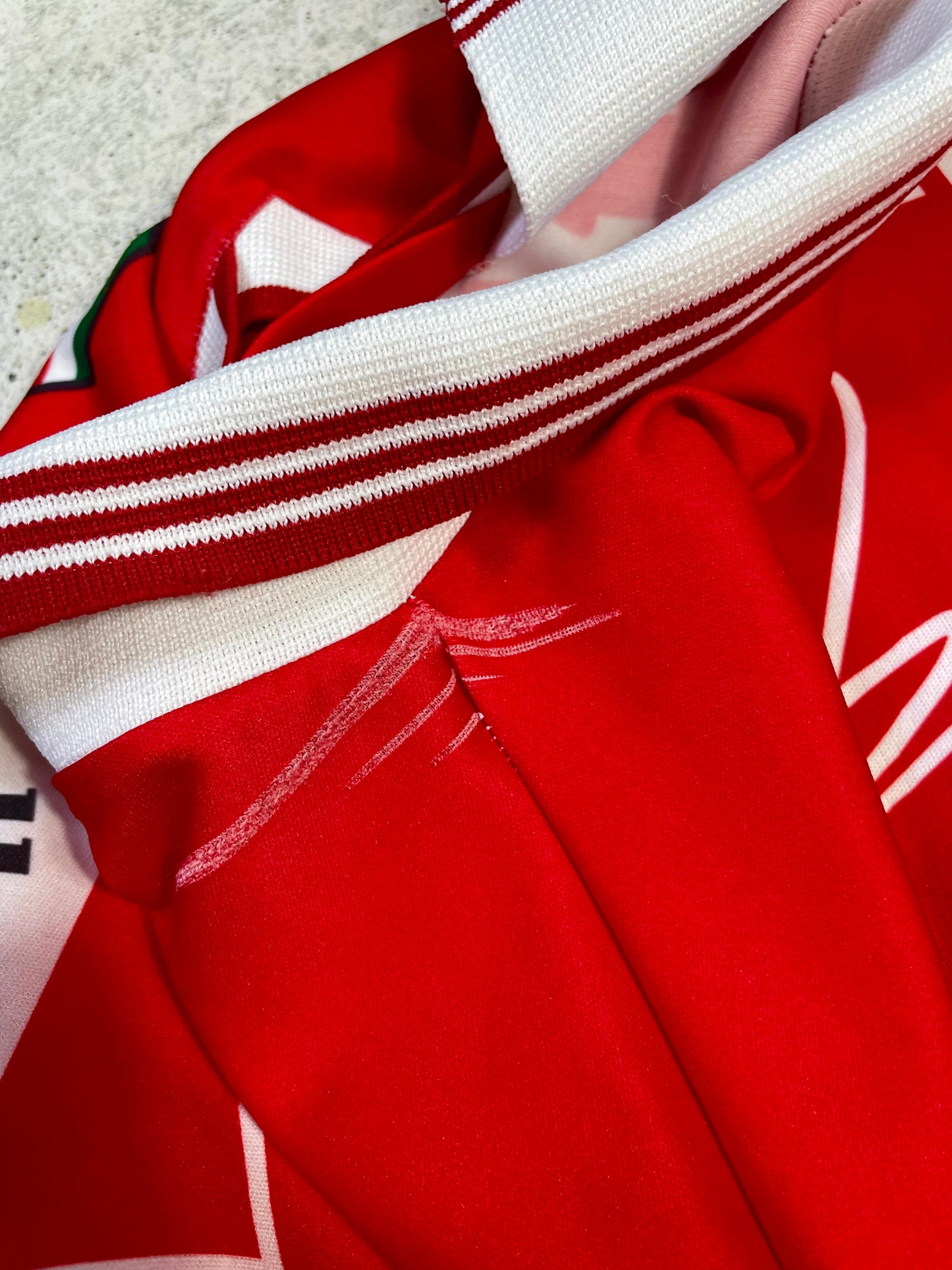 Marlboro x Shell x Ferrari Jersey Majica (L)