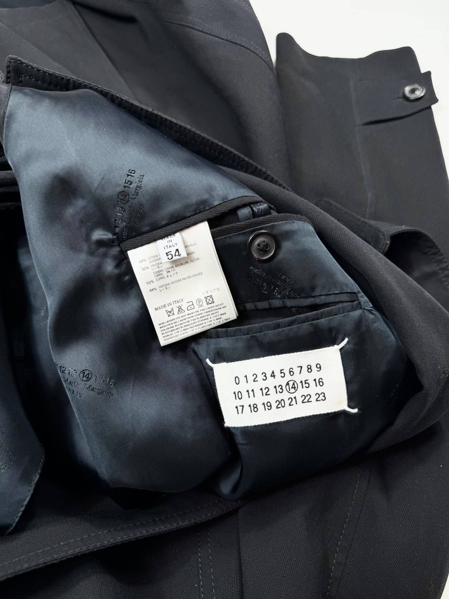 Maison Margiela 09’s Kaput (XL)