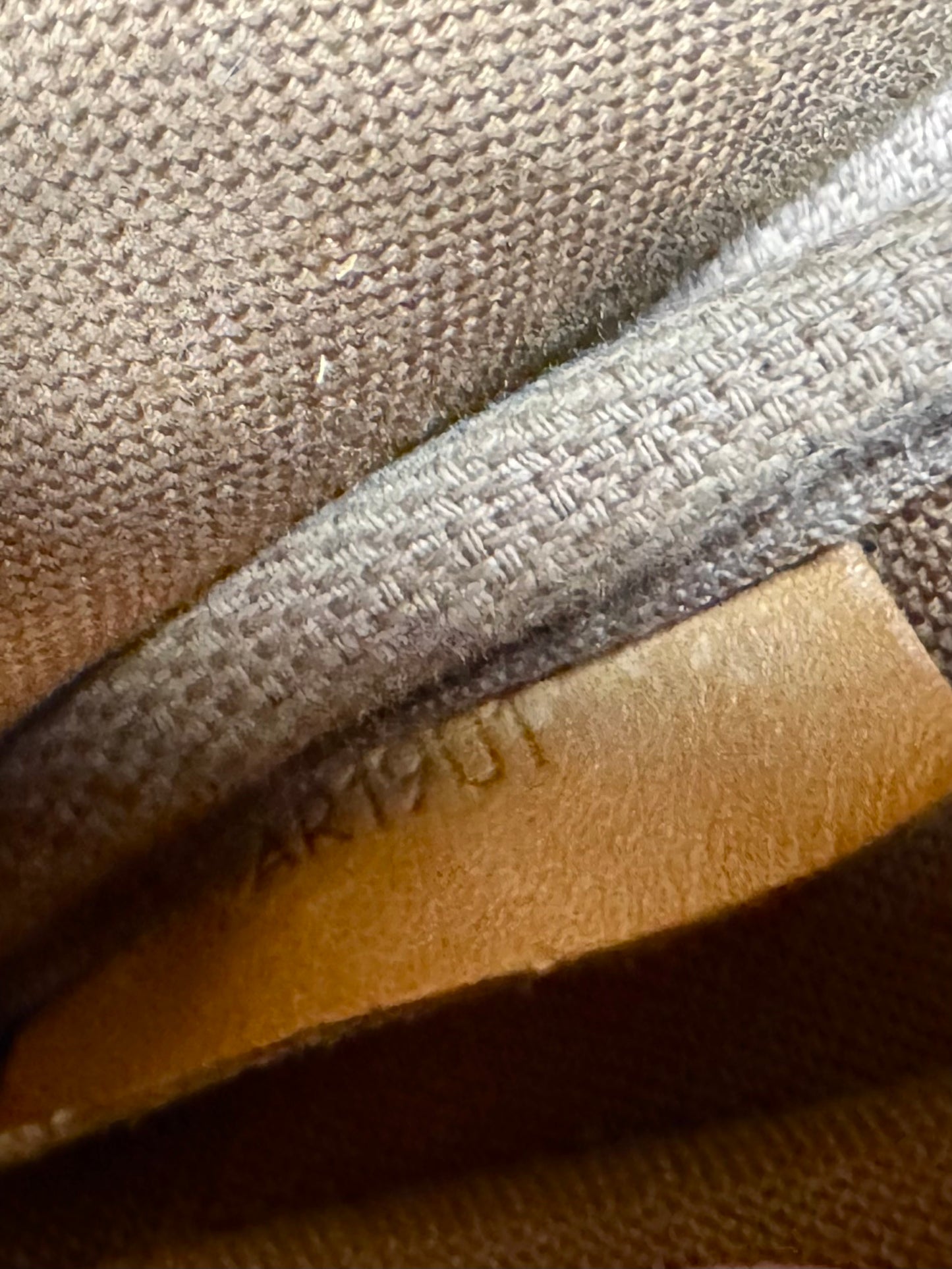 Louis Vuitton Saumur Torba 1991 (30/24/7)