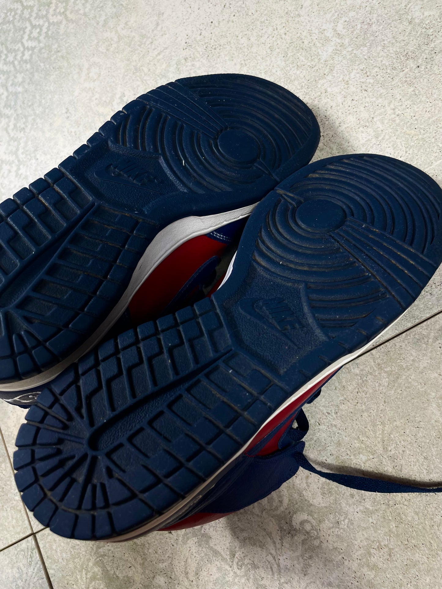 Nike x Supreme Dunk SB High Patike (42)