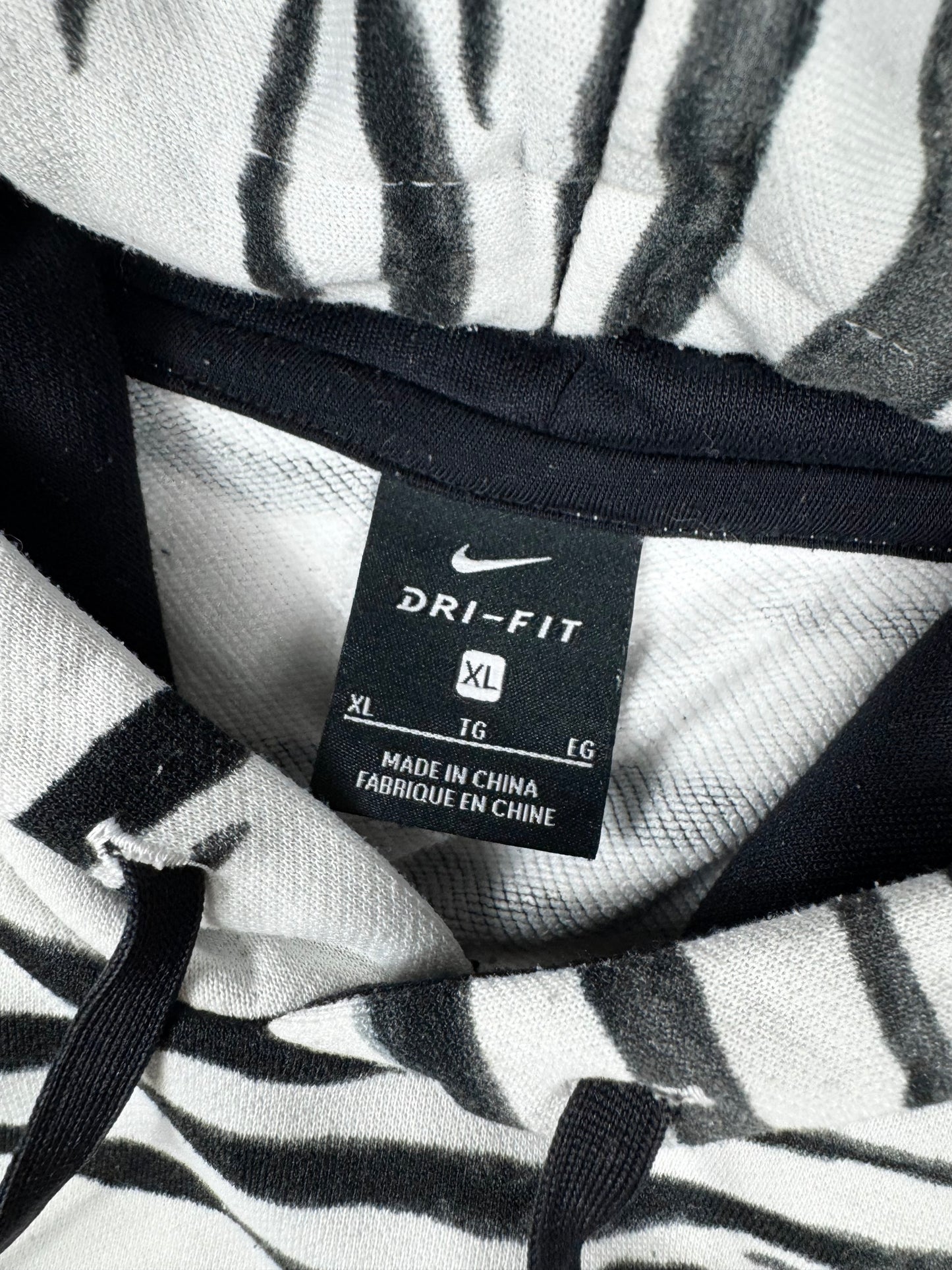 Nike South Korea Zebra Duks (XL)