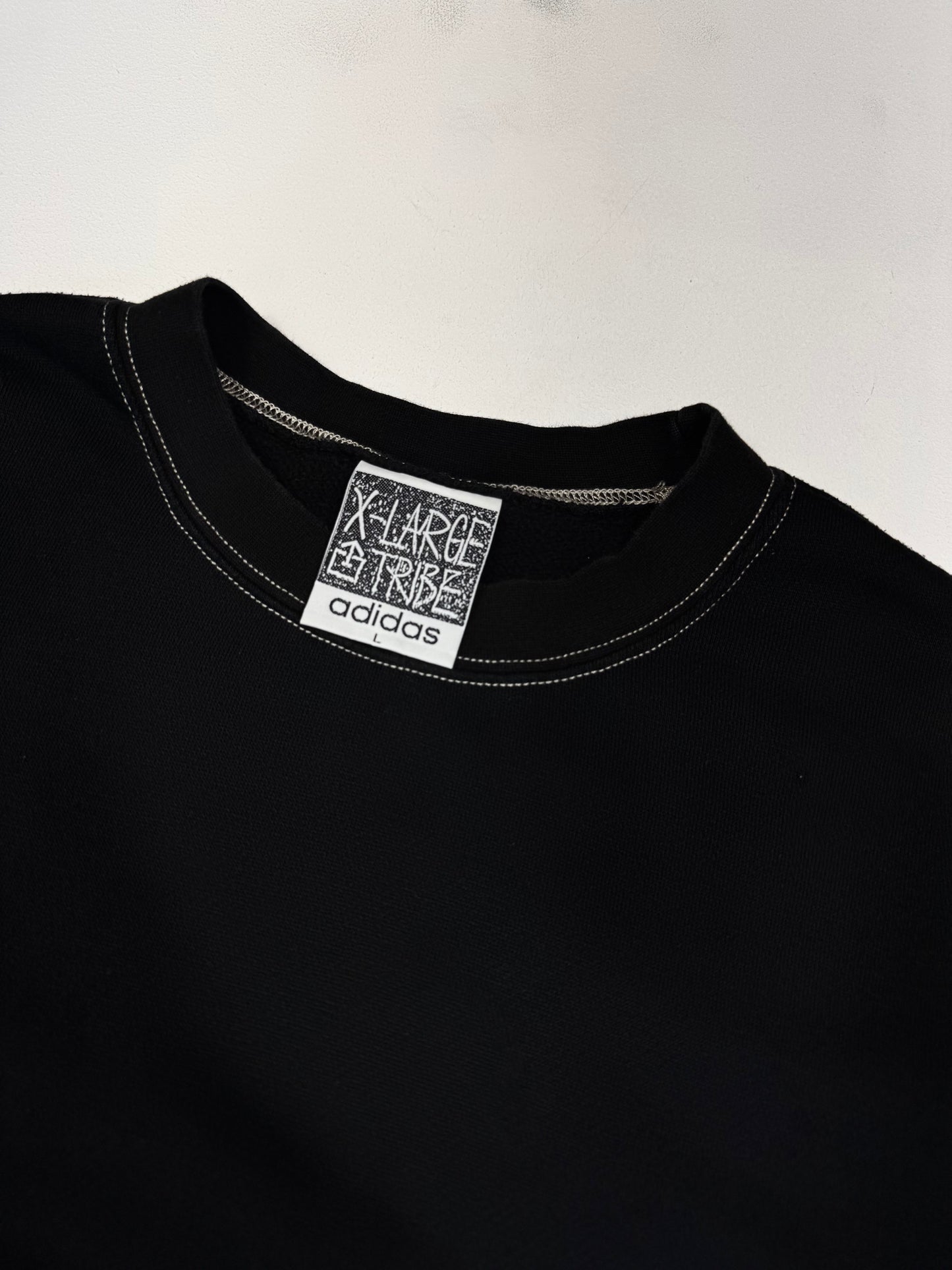 Adidas X-Large Tribe Vintage Duks (L)