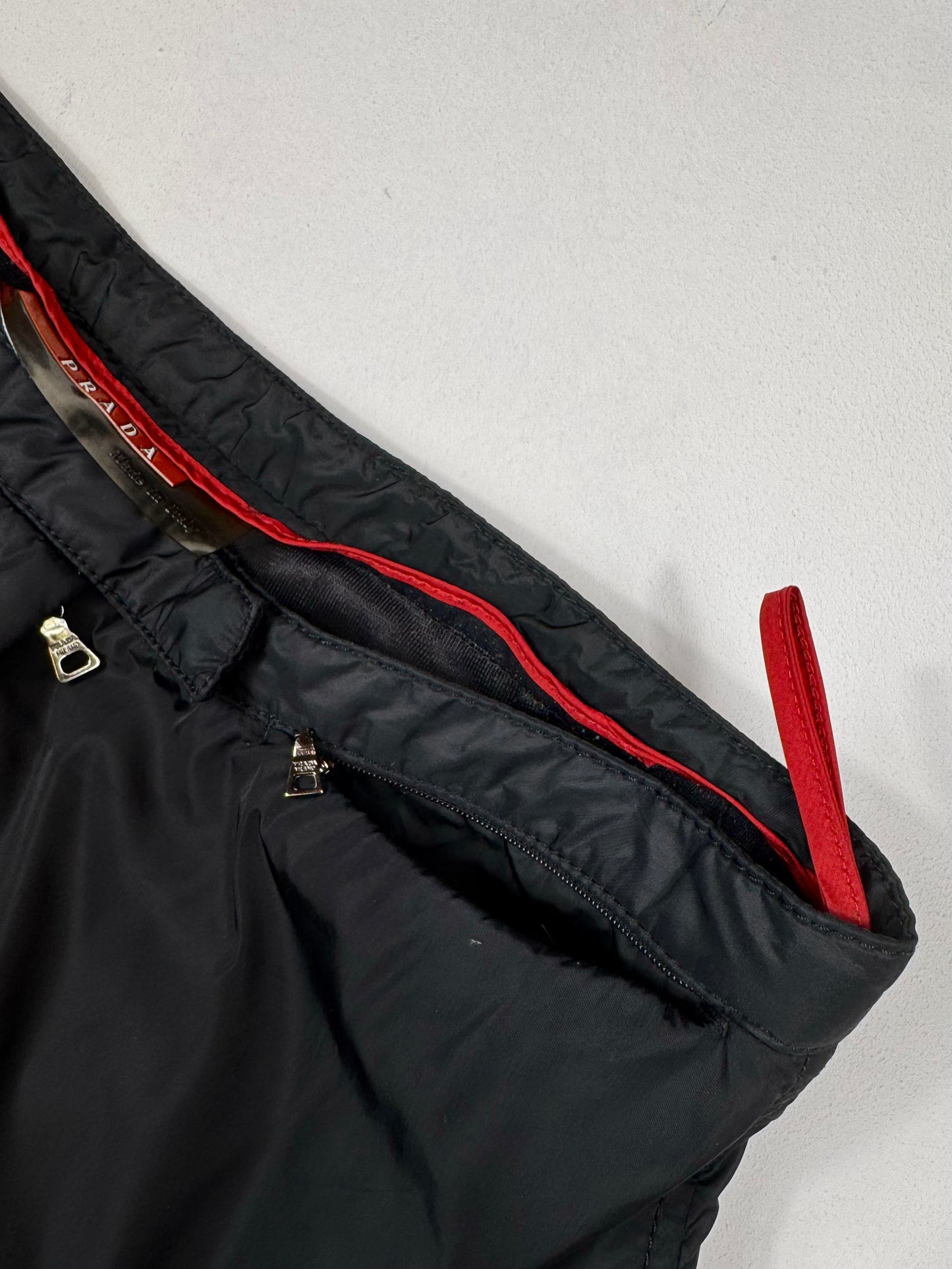 Prada Sport Nylon Red Tab Pantalone (M)