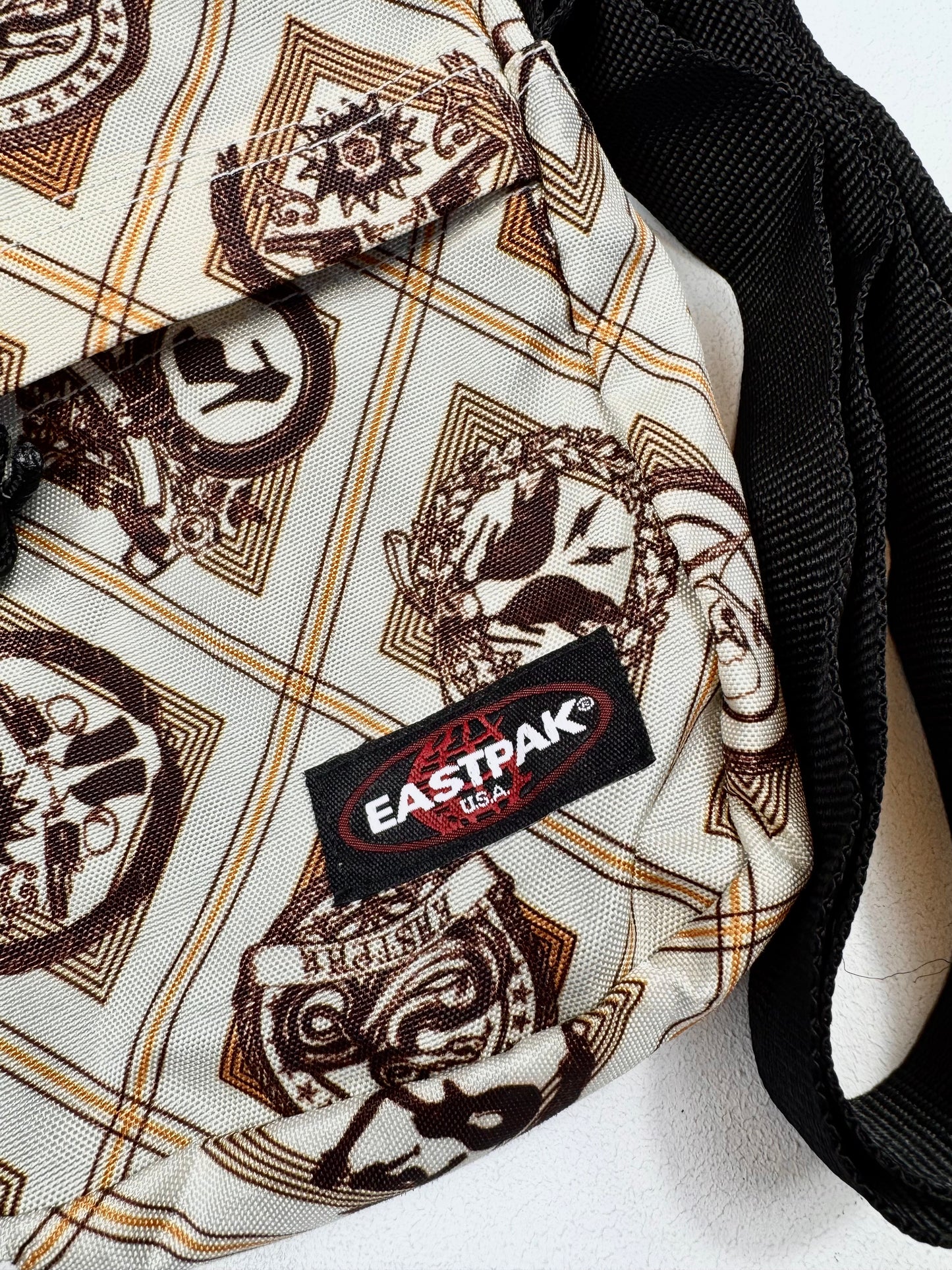 Eastpak Torbica (23/19/4)