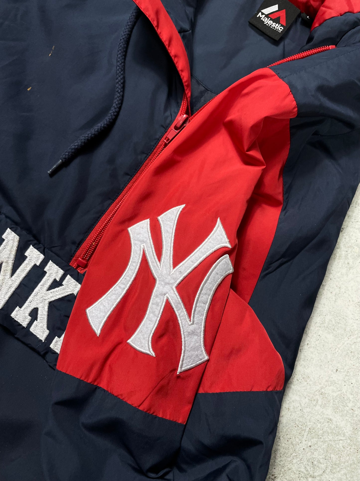 New York Yankees Majestic Anorak (L)