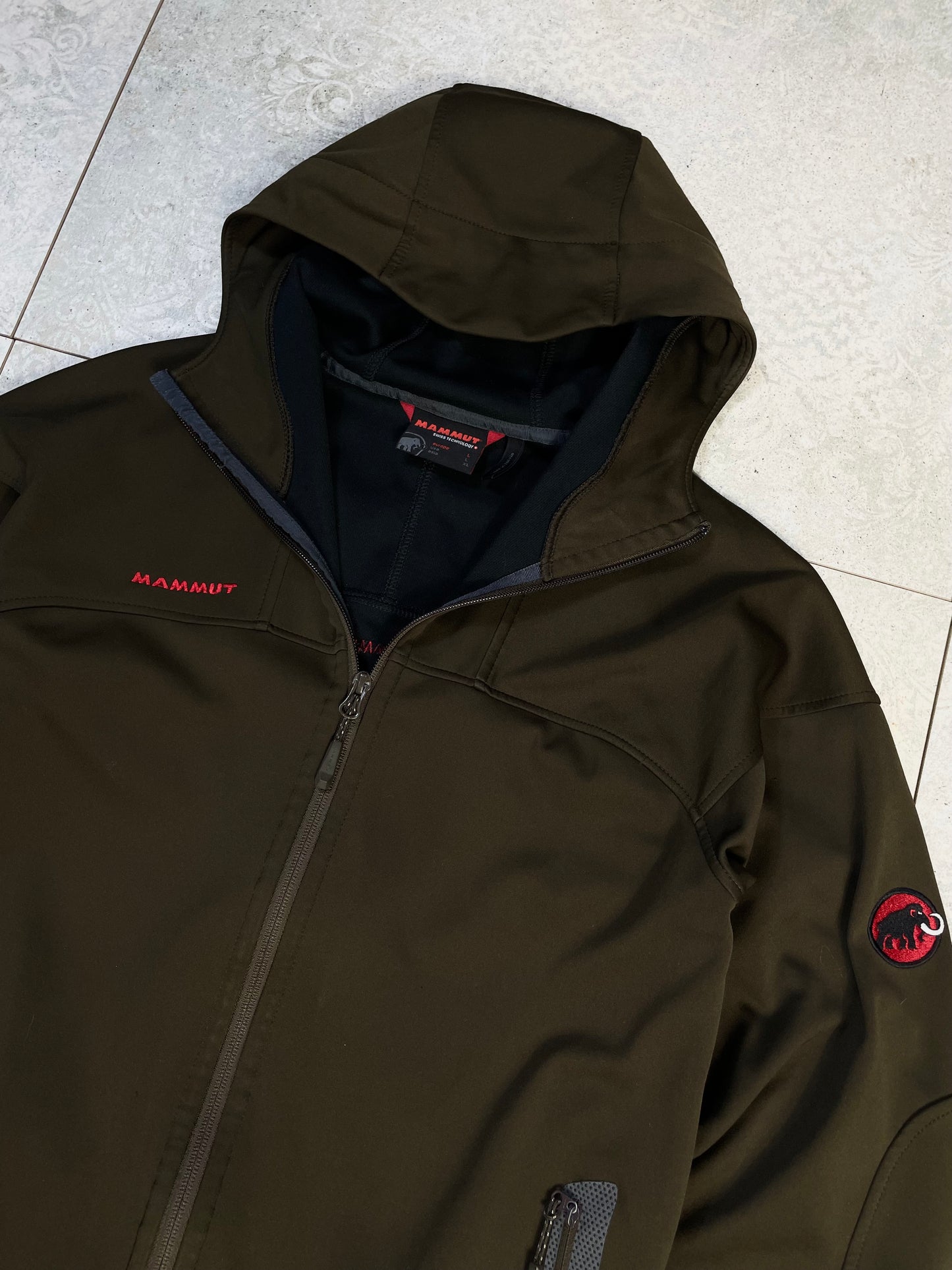 Mammut SoftShell Jakna Wind Stopper (L)