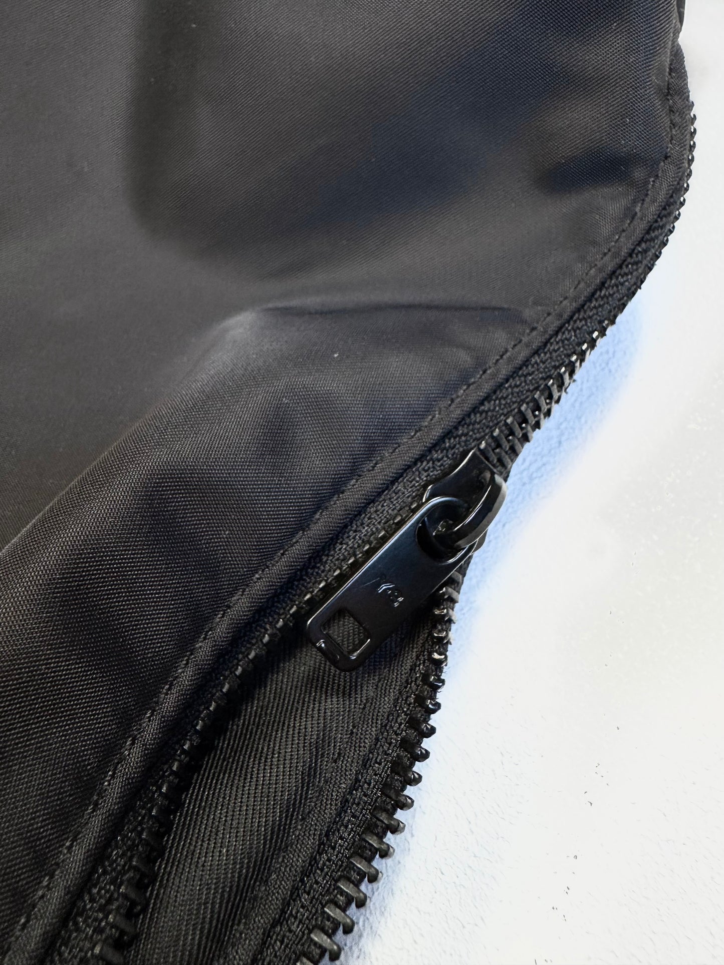 Y-3 Crossbody Torba (28/28/8)