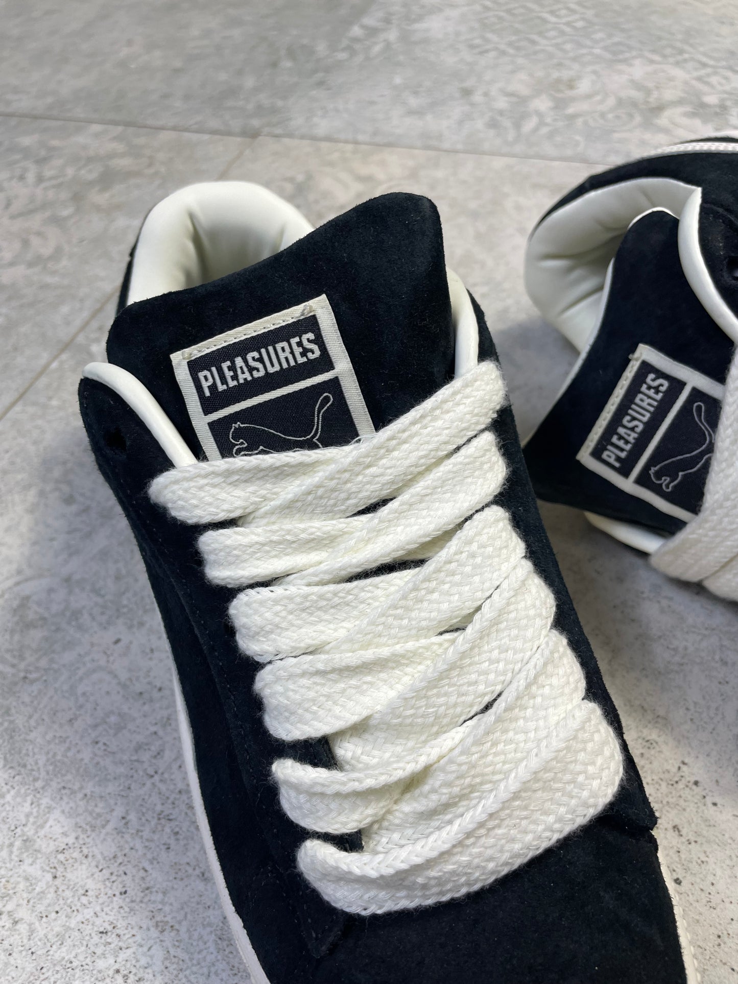 Puma x Pleasures Suede XL Patike (43)