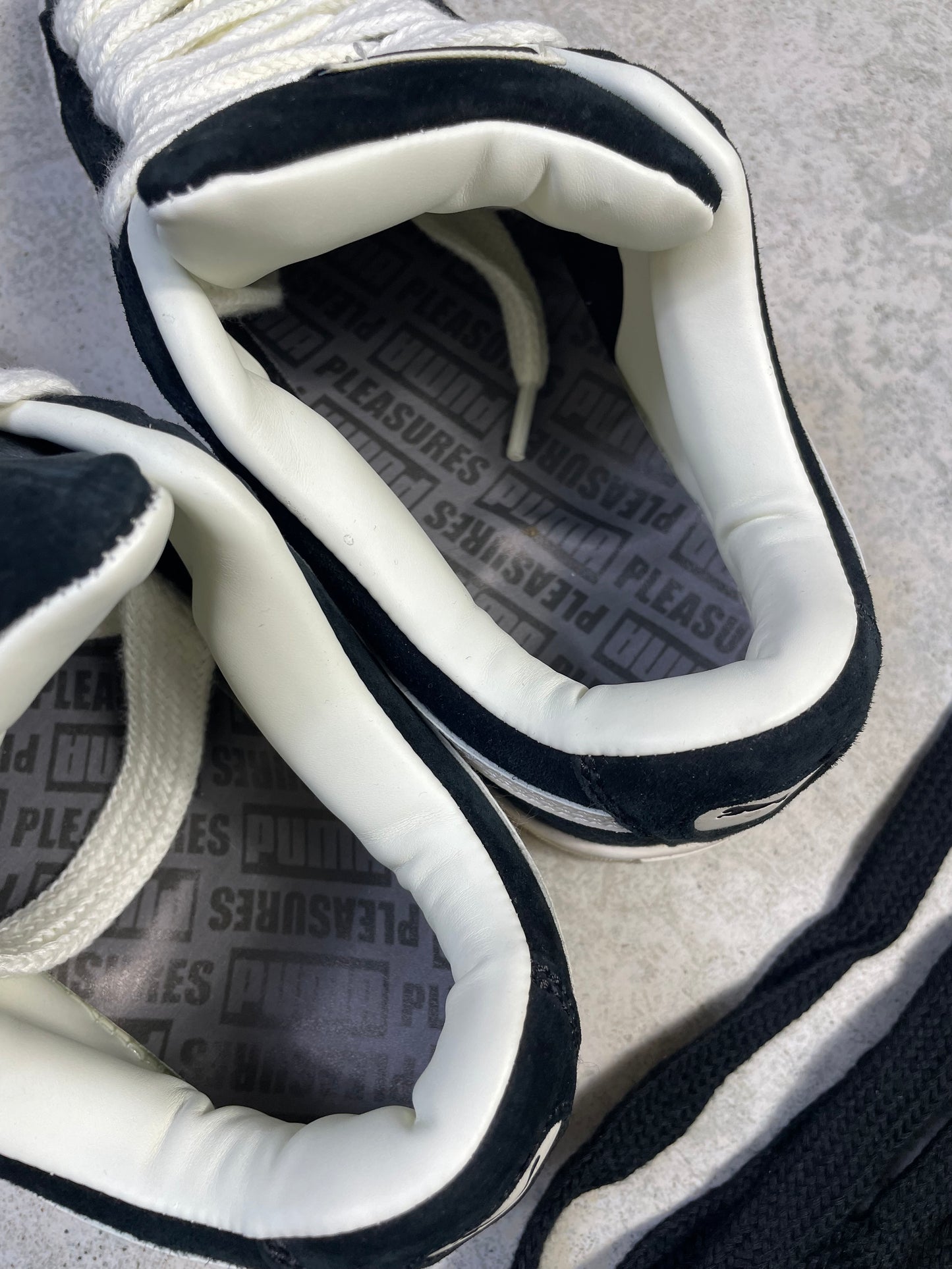 Puma x Pleasures Suede XL Patike (43)