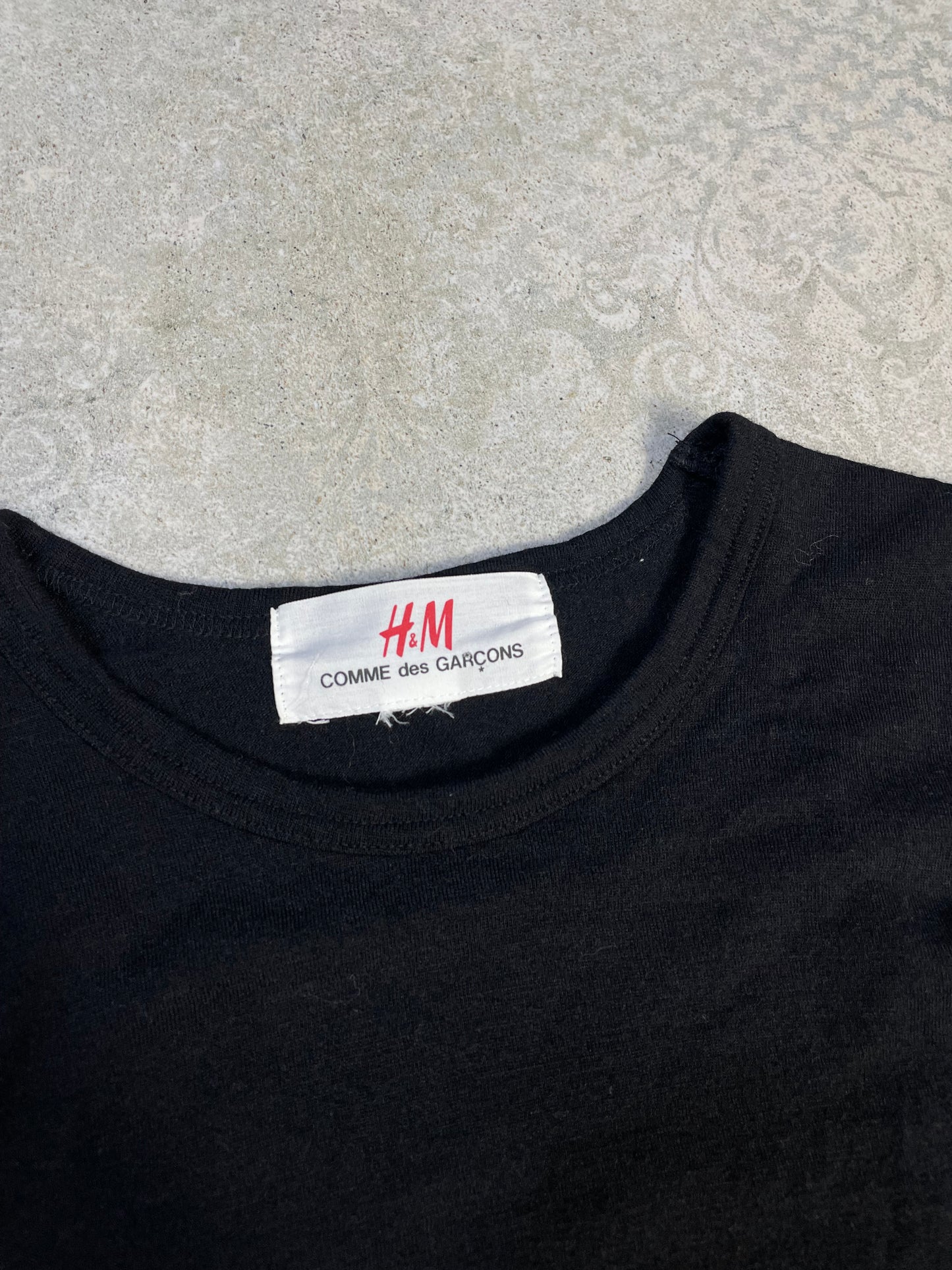 Comme Des Garcons x H&M Sweater (XS)