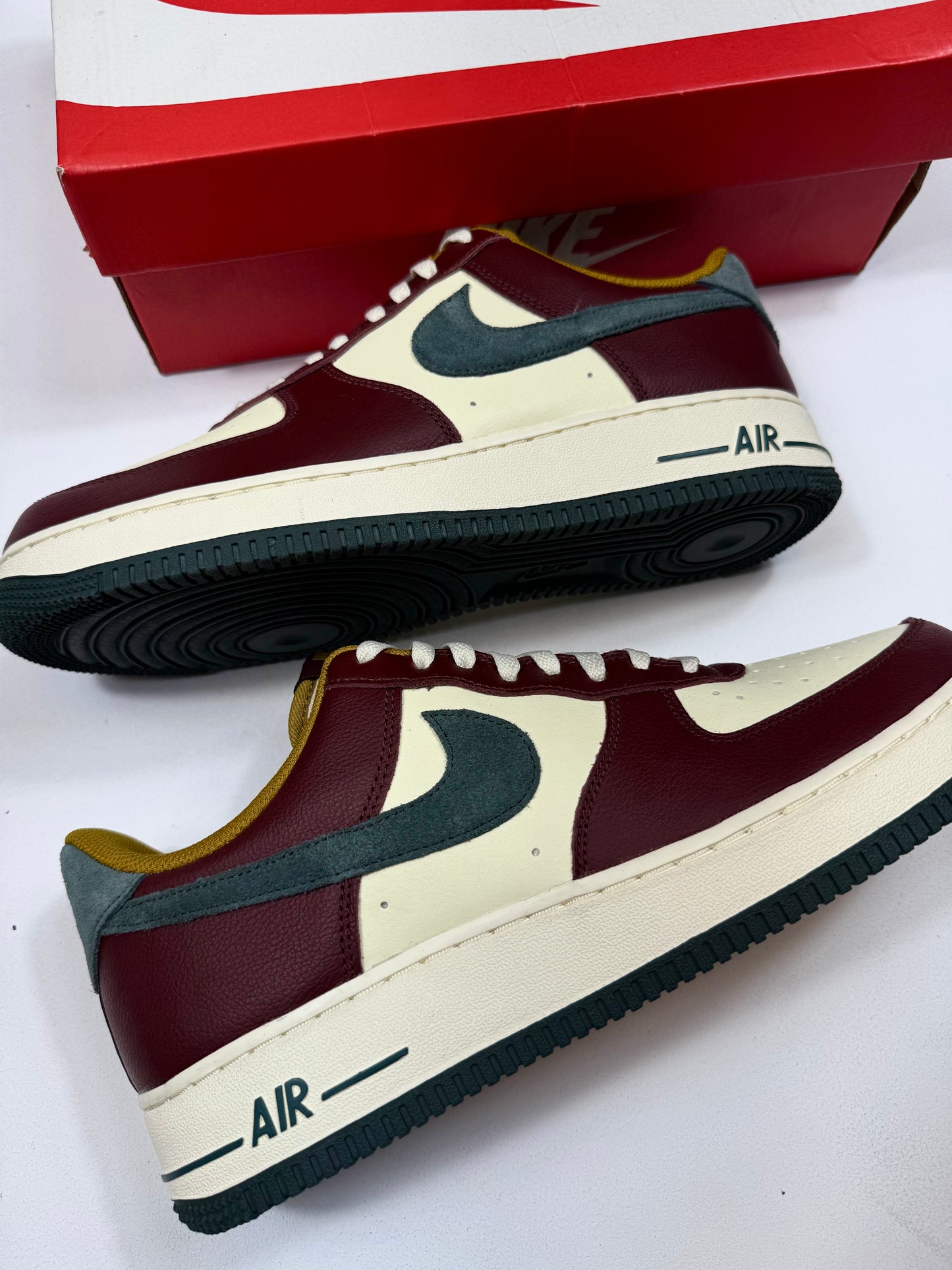 Nike Air Force 1 ‘07 LV8 Patike (11us)