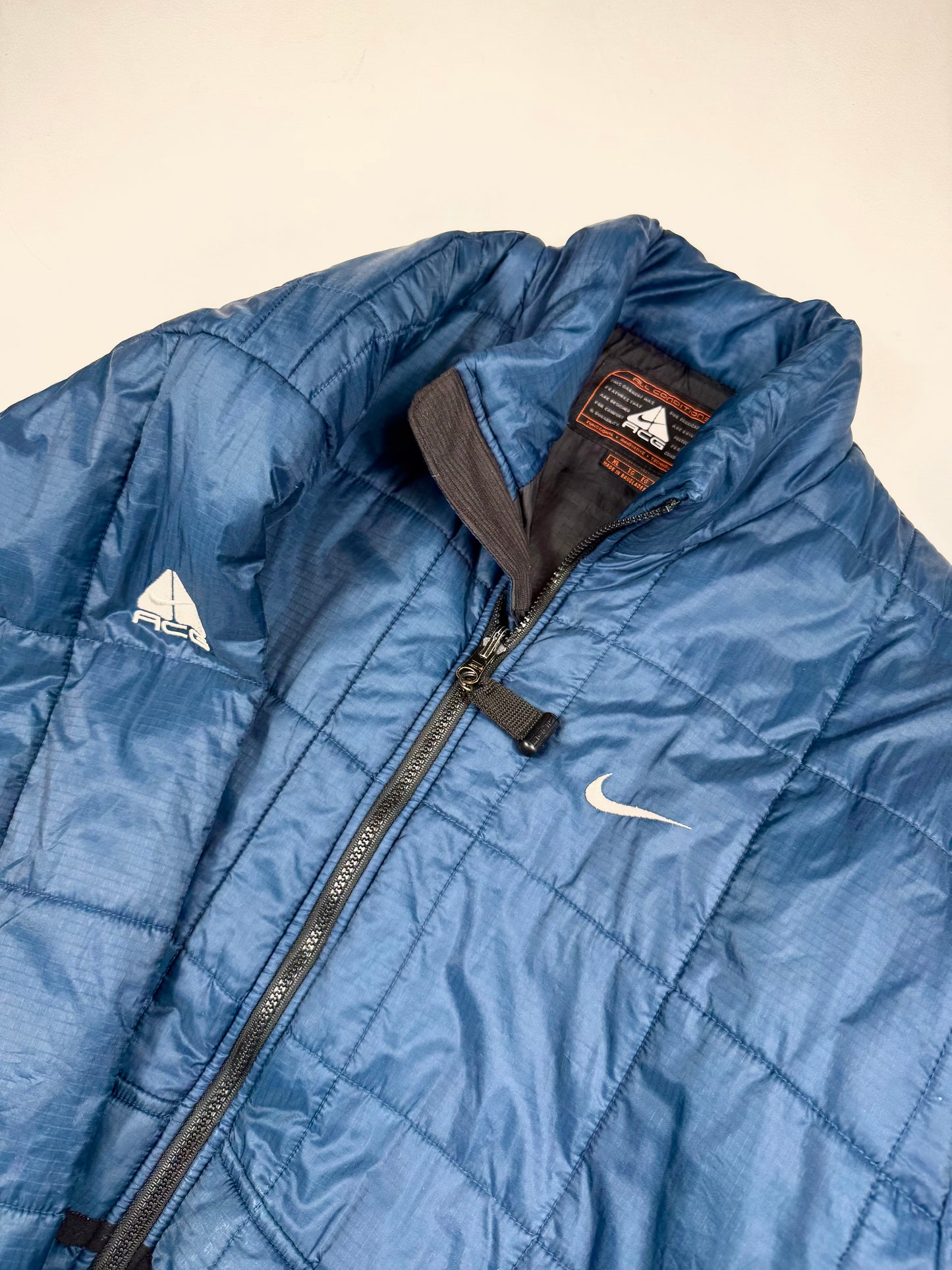 Nike ACG Jakna (XL)
