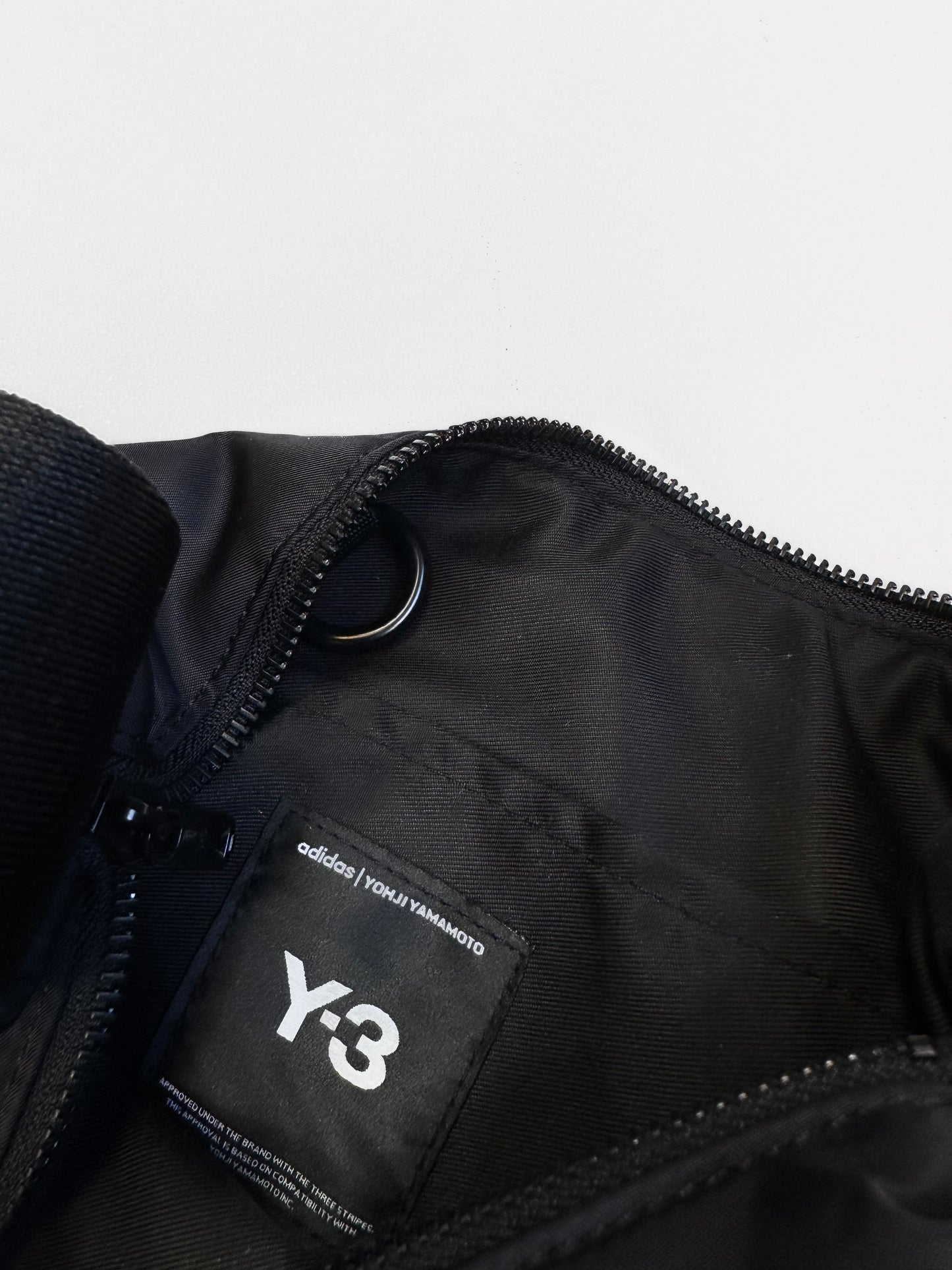 Y-3 Crossbody Torba (28/28/8)