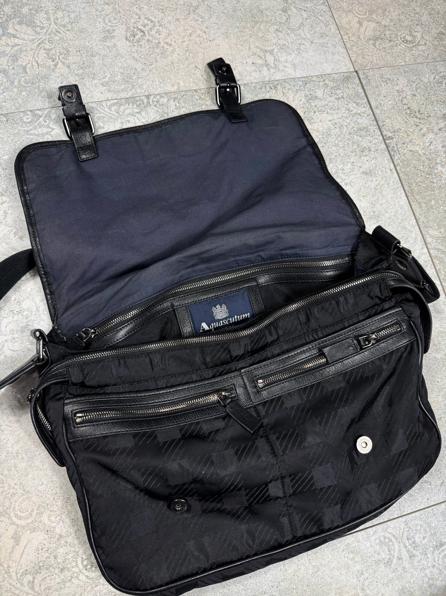 Aquascutum Torba