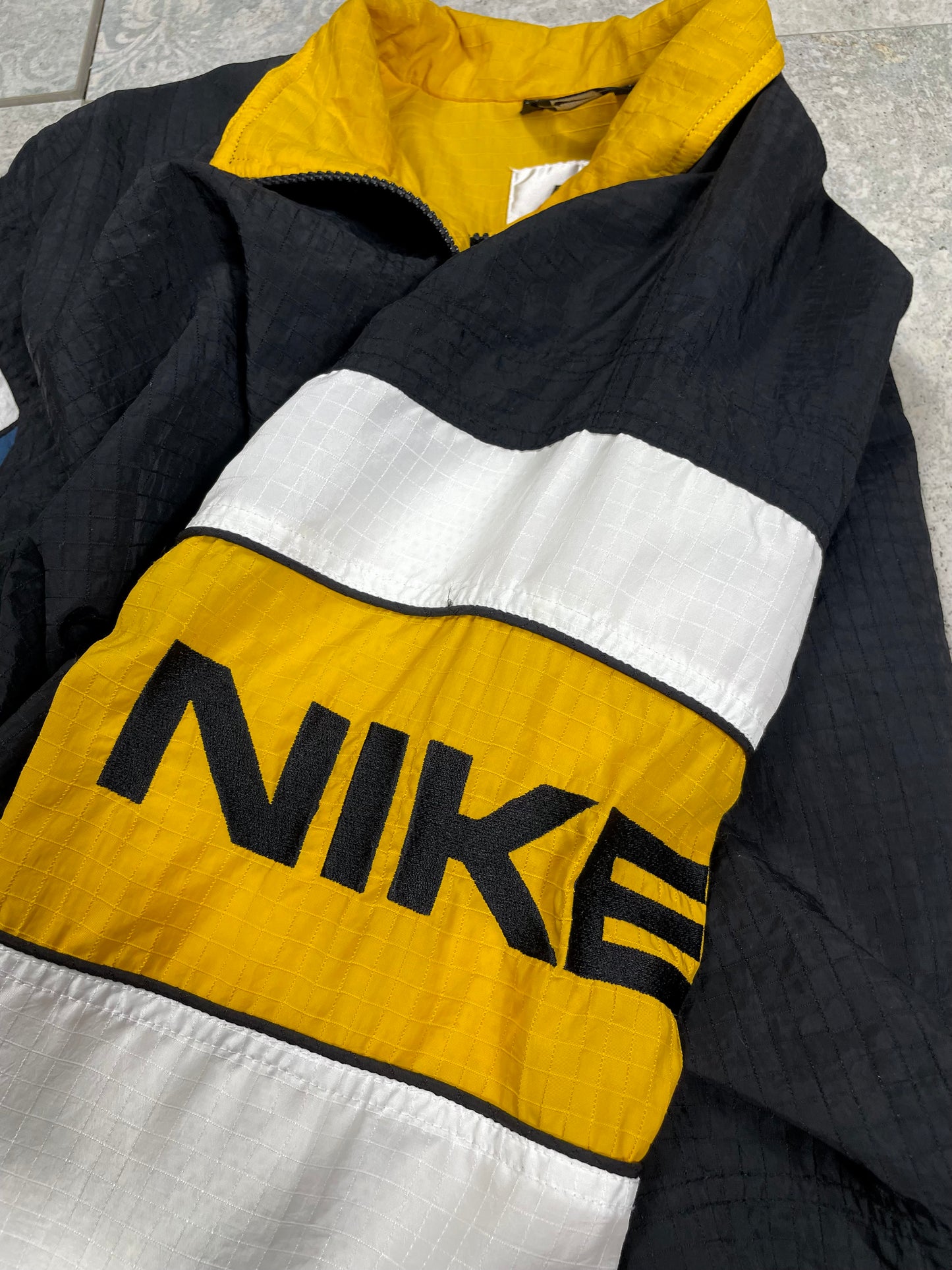Nike Vintage Jakna (M)
