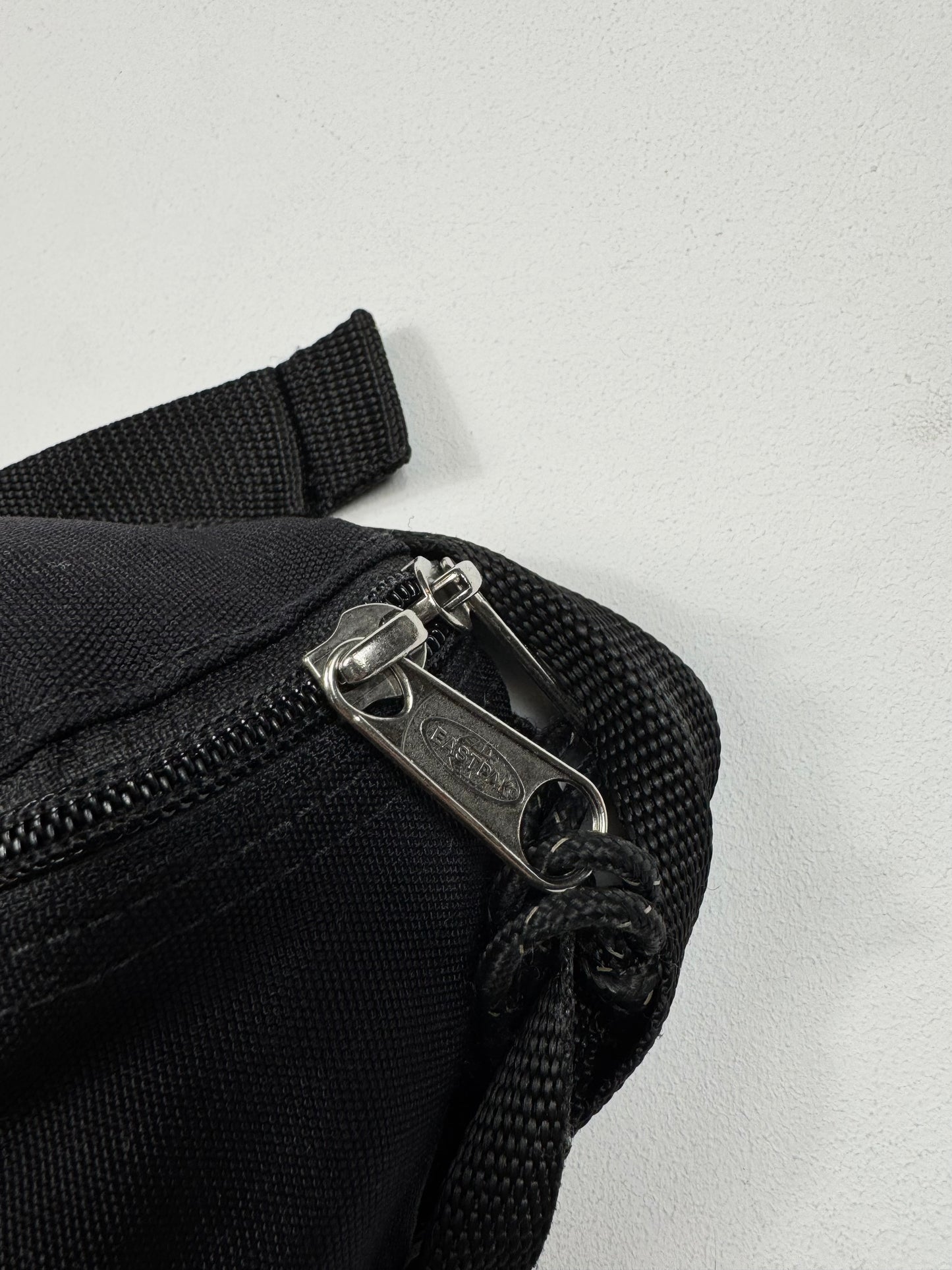 Eastpak Torbica (22/14)