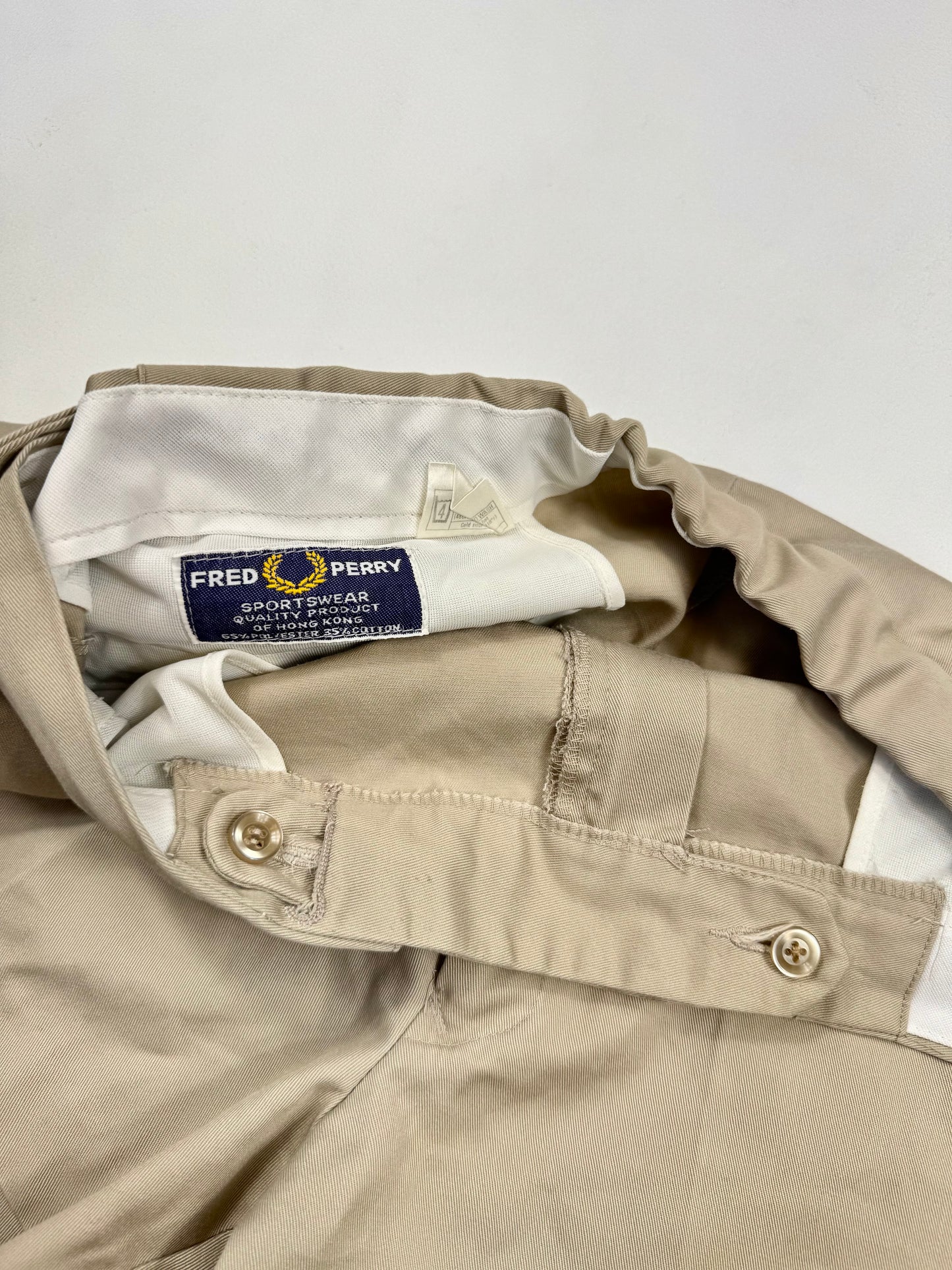 Fred Perry Hong Kong Vintage Šorč (L-XL)